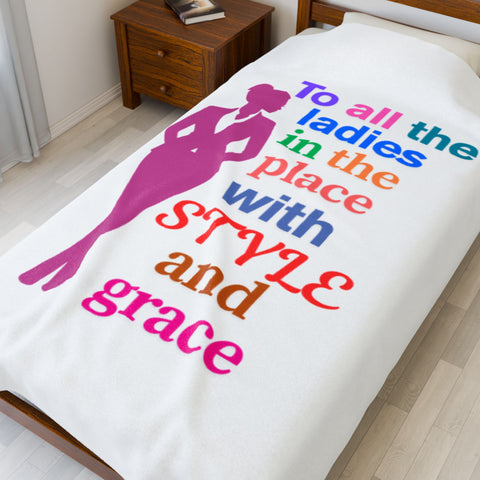 White & Pink Multicolor 'To All The Ladies' Design Plush Blanket