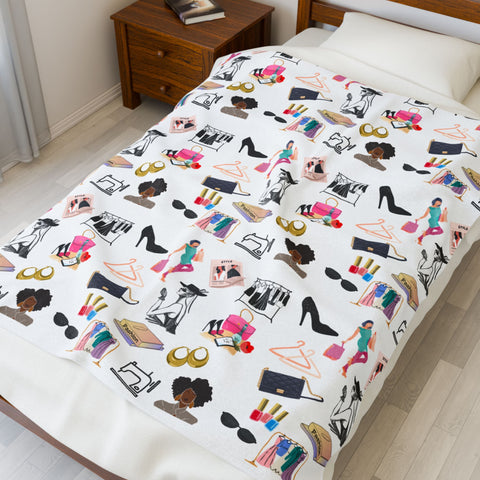 White Fashionista Velveteen Plush Blanket