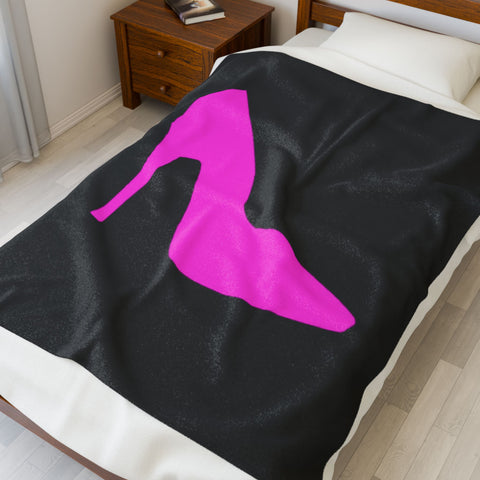Black With Pink High Heel Velveteen Plush Blanket - Luxury Comfort